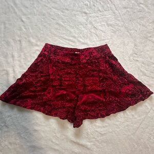Hollister flowy red pattern shorts